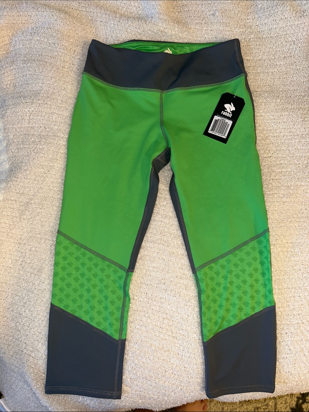 Rabbit Green & Gray Speed Capreeze Performance Leggings